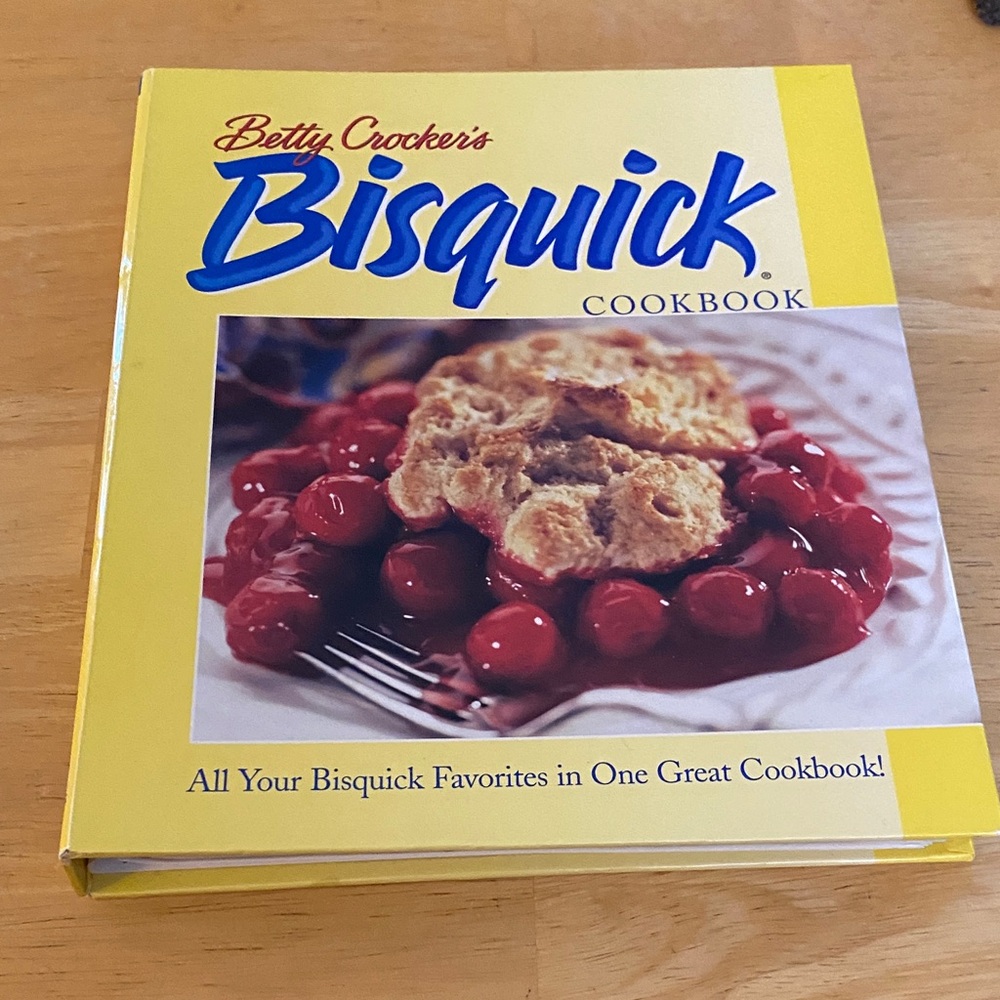 Betty Crocker Bisquick Cookbook - Yellow Cover with Blue Title